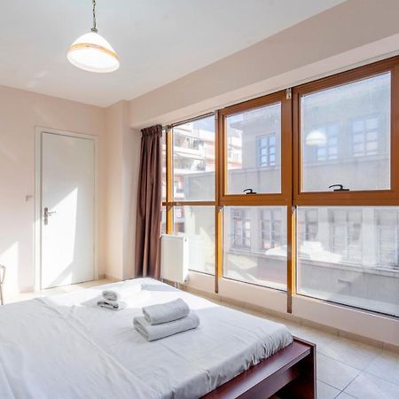 2 Bedroom Renovated Apartment With A View 아테네 외부 사진